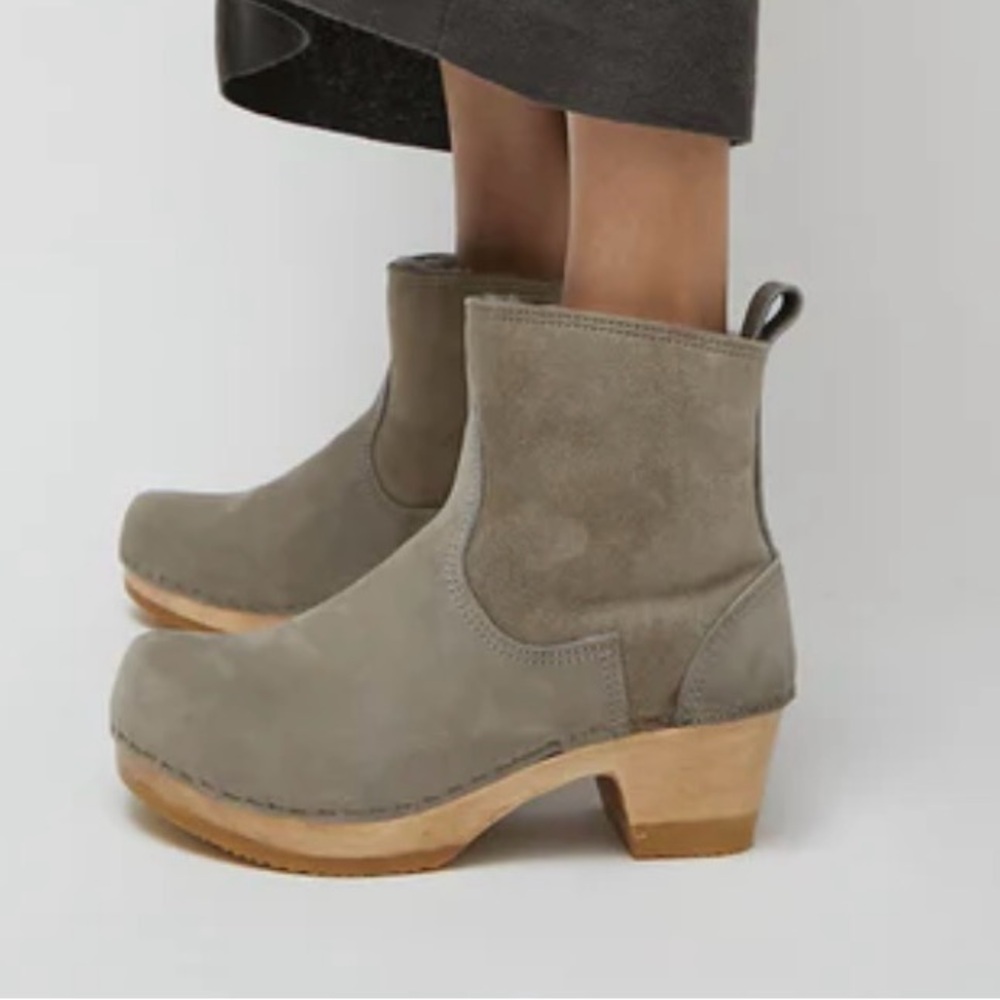 Women's Suede Ankle Boots - Gray